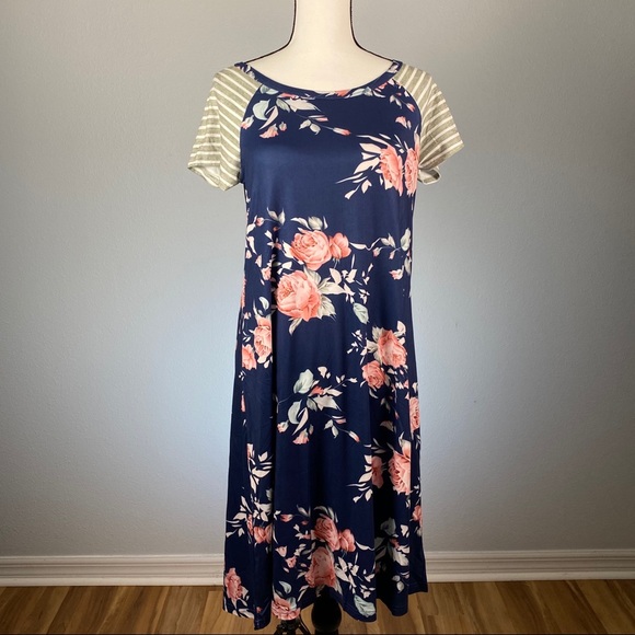 NWOT Navy Blue Floral Tunic Women’s Summer Dress - Picture 2 of 11